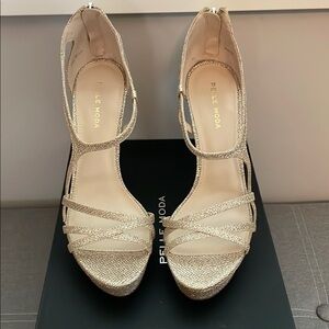 Pelle Moda Gold Strappy Women's Shoes